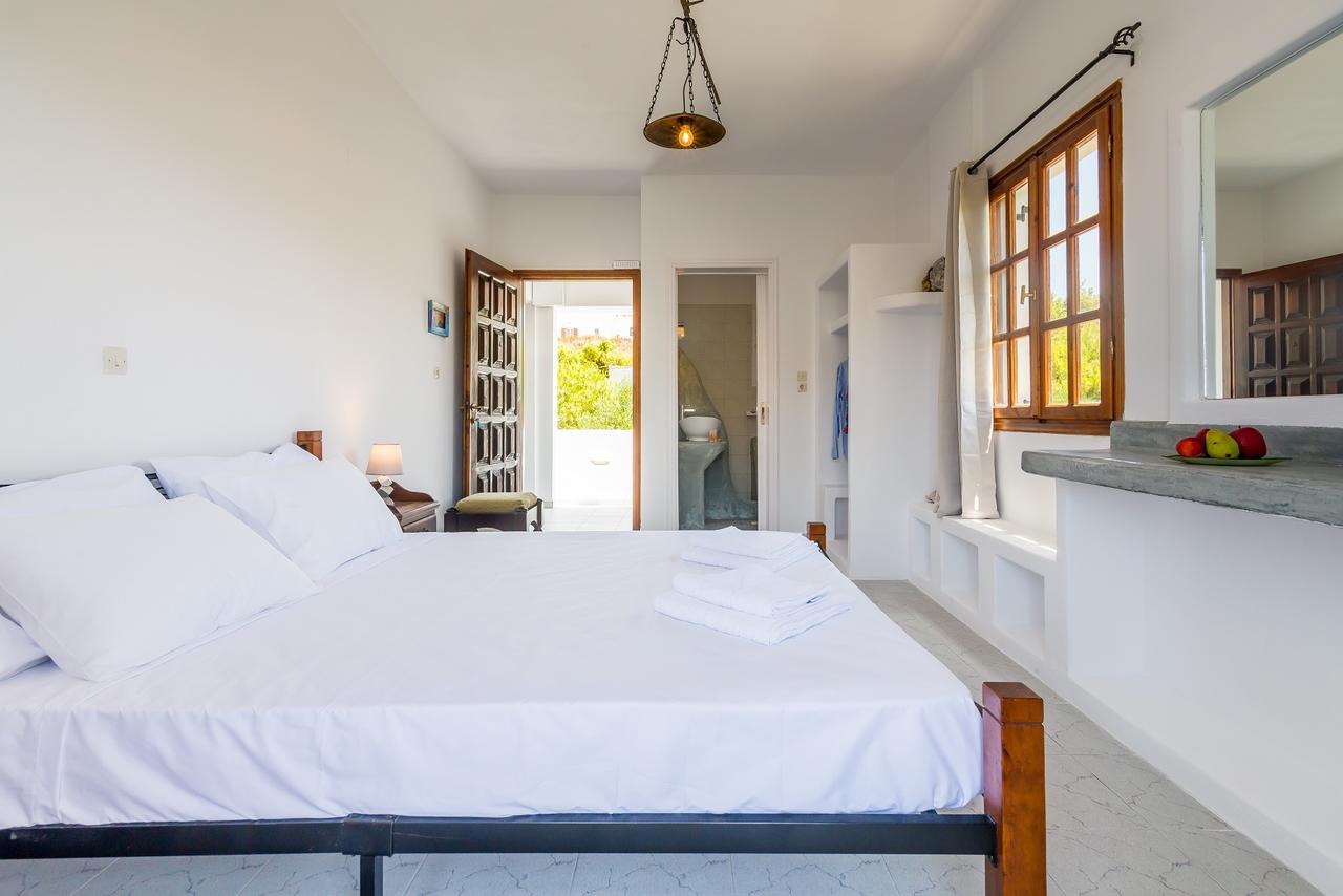Takiss Rooms Pollonia Eksteriør bilde